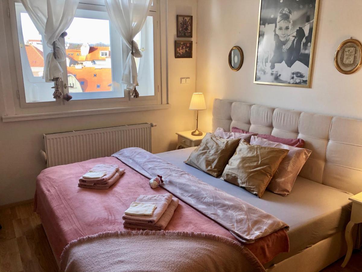 Tiffany Apartment - Prague, Prague